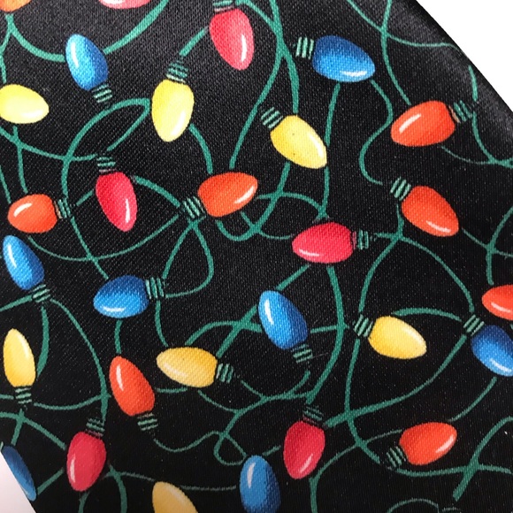 Noel Holiday Lights Tie - Picture 5 of 6